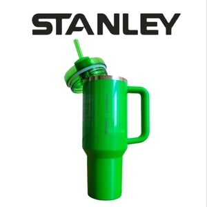 Stanley x Starbucks Pearl Green 40oz Cup Collab NWT Limited Edition Summer 2025